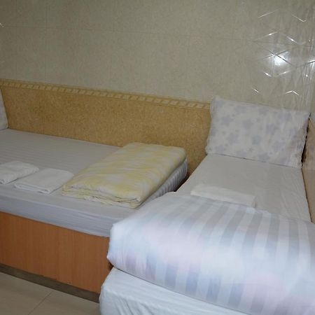 Everest Guest House Хонконг Екстериор снимка