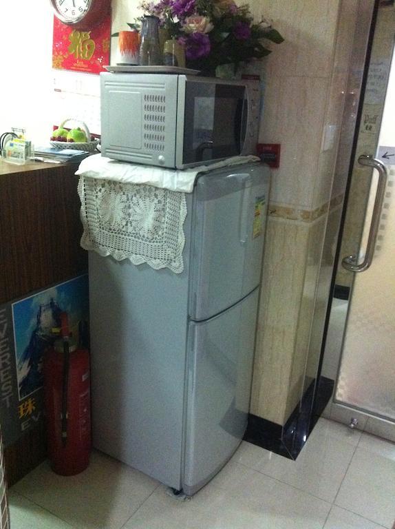 Everest Guest House Хонконг Екстериор снимка